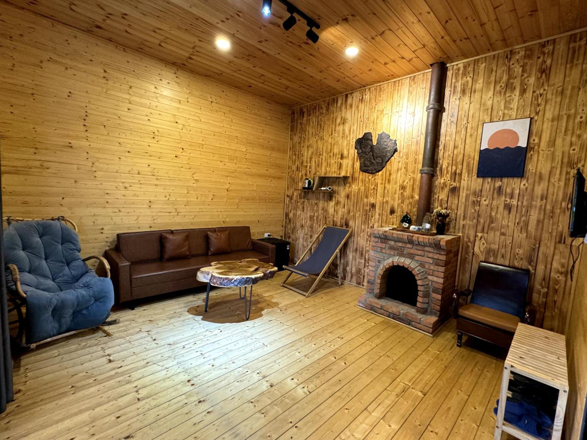 T'Mang Deeng Homestay Kon Von Kla 外观 照片